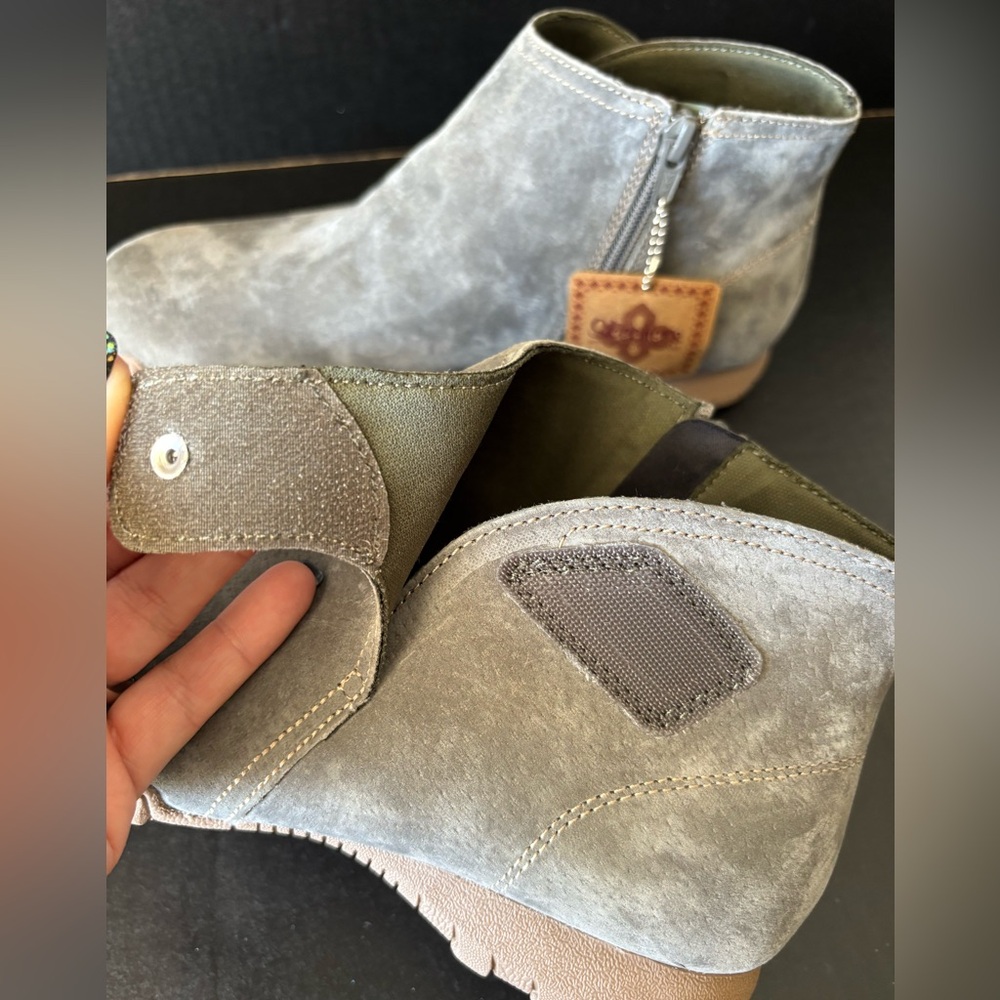 New Women’s Sketchers Biker Lite Suede Ankle Boots - Picture 6 of 8